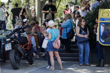 Σεισμός: Οδηγίες για τους τουρίστες από το υπ. Τουρισμού