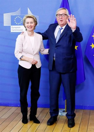 «Θρίλερ» η εκλογή της Ούρσουλα φον ντερ Λάιεν στην προεδρία της Κομισιόν