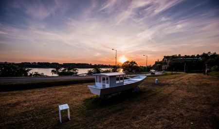 Εγκατάσταση της Yoko Ono για τα 100 χρόνια από το τέλος του Παγκοσμίου Πολέμου