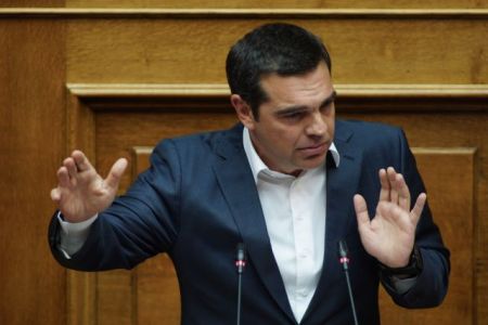 Tsipras accuses Mitsotakis, New Democracy of populist politics