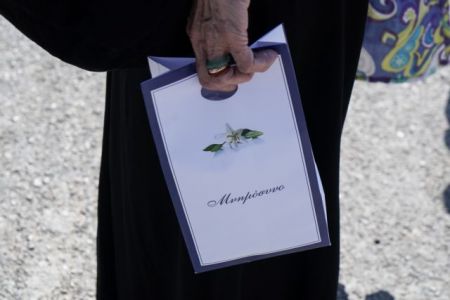 Μάτι, ένας χρόνος μετά: Θλίψη, θυμός, εγκατάλειψη