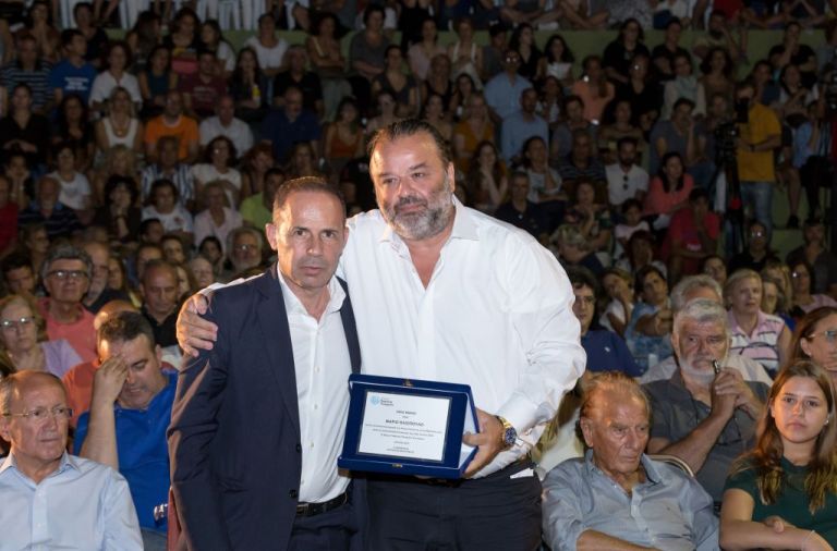 O Μάριος Ηλιόπουλος βραβεύεται για τη συνολική προσφορά του στους πληγέντες της εθνικής τραγωδίας στο Μάτι | tovima.gr