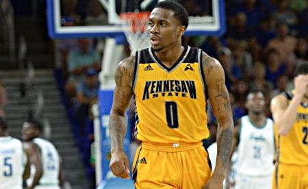 Μια ανάσα από τον killer Ρέι η ΑΕΚ