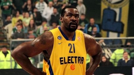 Μακάμπι: «Σοφοκλή συγχαρητήρια για την επιστροφή σου στη δράση»