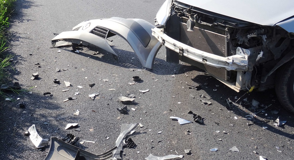 Σοβαρό τροχαίο στην Κηφισίας – Μία γυναίκα χωρίς τις αισθήσεις της