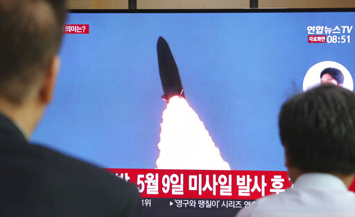 Επιστρέφει η ένταση στην κορεατική χερσόνησο μετά τη νέα εκτόξευση πυραύλου