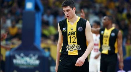 Τέλος ο Λαρεντζάκης από την ΑΕΚ