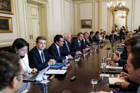 Χωρίς κάμερες το Υπουργικό Συμβούλιο στο Μαξίμου