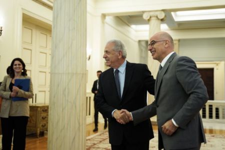 Τετ α τετ Δένδια- Αβραμόπουλου – Τι συζήτησαν