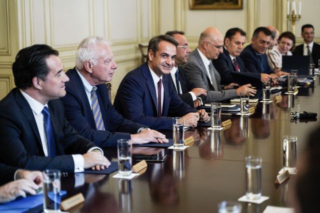 Η νέα αίθουσα του υπουργικού συμβουλίου [Εικόνες]