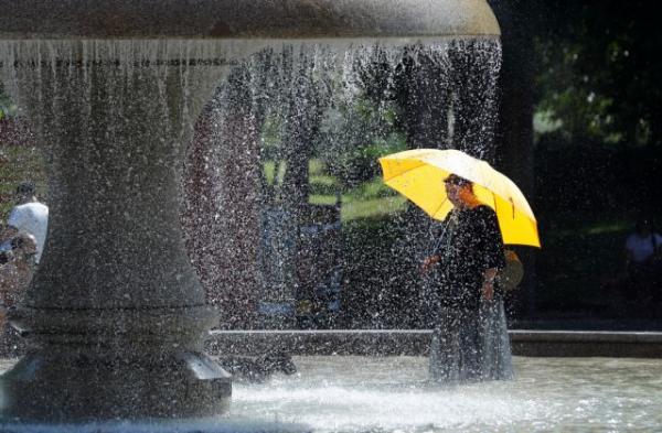 Σε κλοιό καύσωνα η Σκανδιναβία