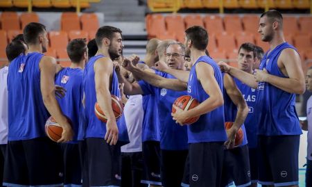 Μπαίνουν στις προπονήσεις της Εθνικής όλοι οι διεθνείς