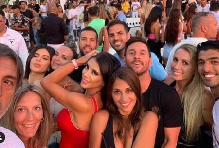 Παραλίγο να πιαστεί στα χέρια με θαμώνα στην Ίμπιζα ο Μέσι