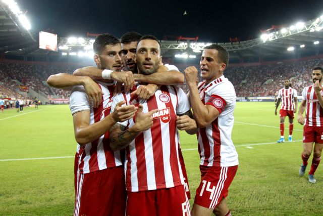 Ερυθρόλευκη μαγεία στο «φλεγόμενο» Καραϊσκάκη