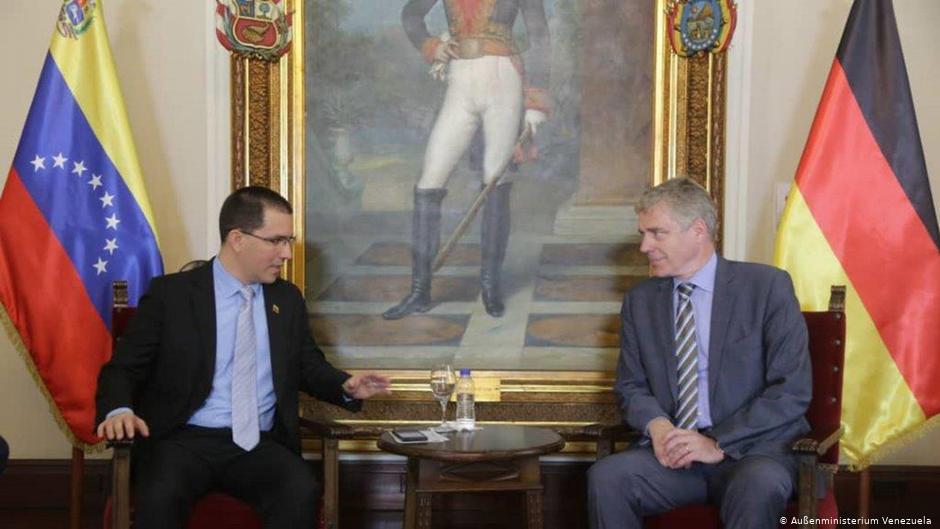 Ο Μαδούρο, ο Γκουαϊδό, η Ελλάδα και η Γερμανία