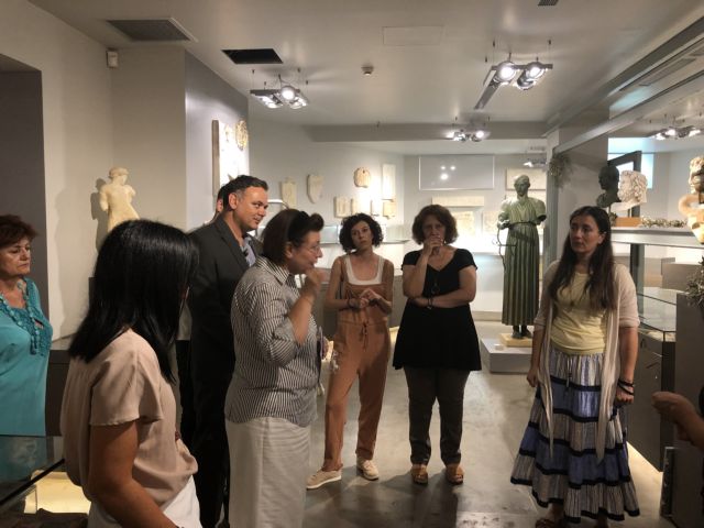 Μενδώνη για Αρχαιολογικό Μουσείο : Απογοητευτική η κατάσταση στο πωλητήριο