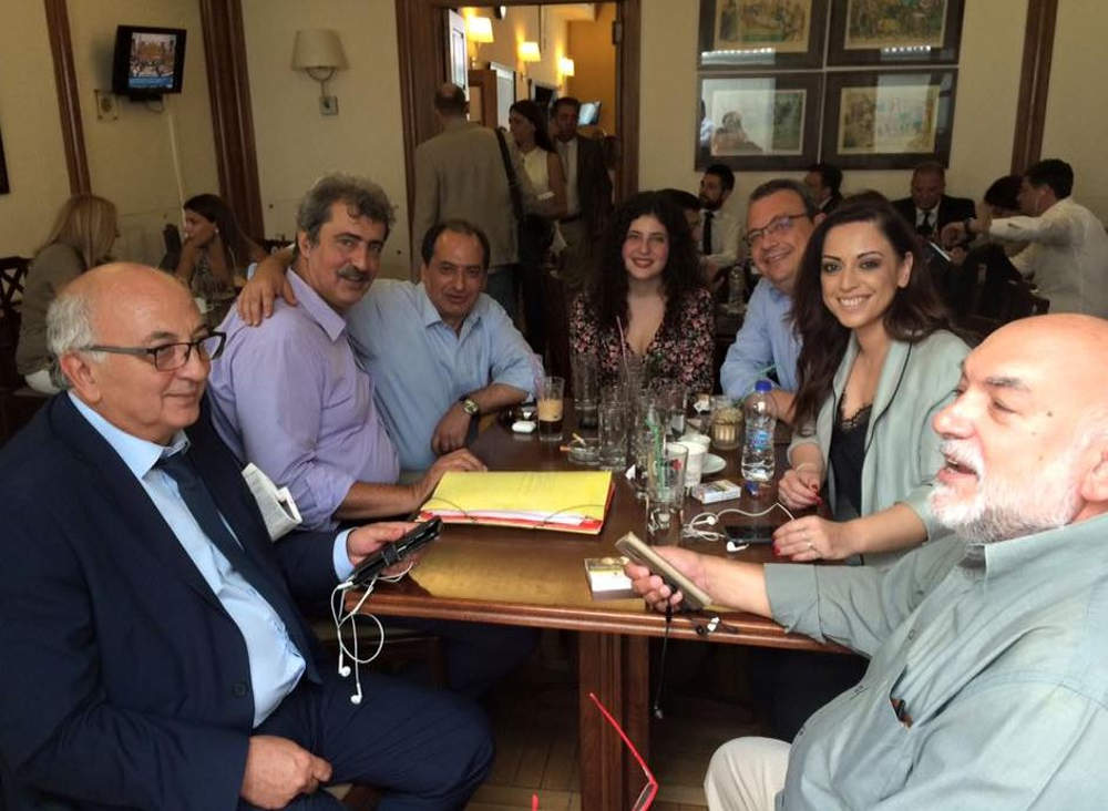 Αγνόησε και πάλι τον αντικαπνιστικό νόμο ο Πολάκης