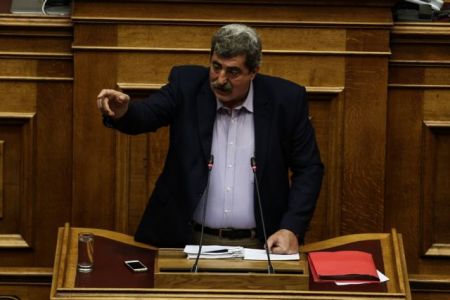 Πολάκης στη Βουλή: Πολιτική δίωξη η προσπάθεια για άρση της ασυλίας μου