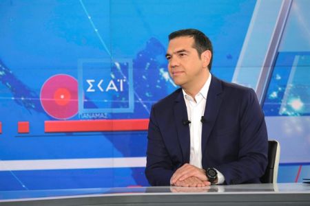 Η σύγκρουση τρέφει τον Τσίπρα