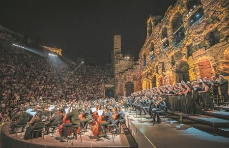 Ο Ρικάρντο Μούτι και η «διπλωματία» του Μπετόβεν