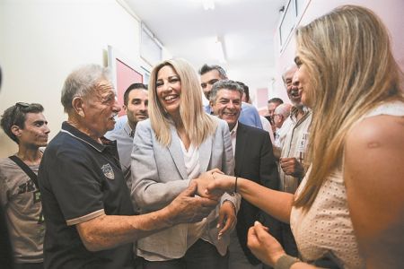 Επιμένει η Γεννηματά και προειδοποιεί