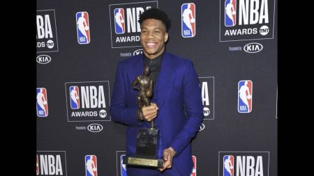 Αντετοκούνμπο: Απίστευτο κινέζικο τραγούδι για τον Greek Freak