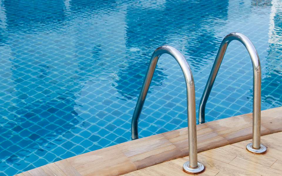 Ήρθαν για διακοπές στην Κρήτη και επιστρέφουν με τη σορό του 8χρονου παιδιού τους