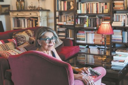 «Μπονζουρούδια, serial lovers του ι-μπάνκινγκ»