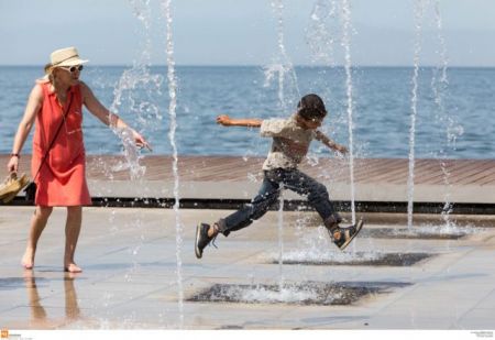 Στους 42 βαθμούς ο υδράργυρος σήμερα, Σάββατο