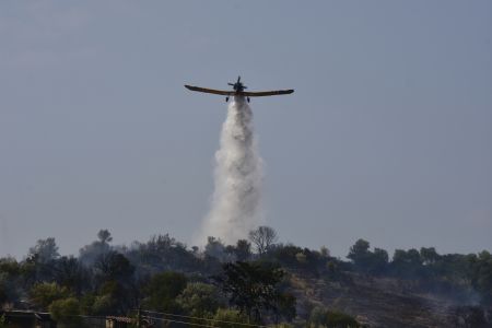 Υψηλός κίνδυνος πυρκαγιάς την Κυριακή σε Στερεά Ελλάδα και Αττική