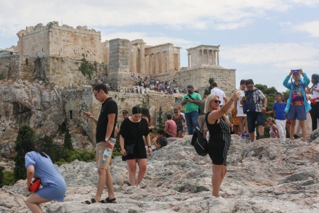 Οι ορδές τουριστών απειλούν την Ευρώπη των Πολιτισμών