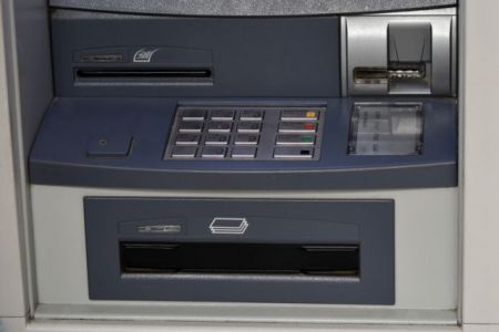 Πίεση στις τράπεζες για μονοψήφια ποσοστά στις επισφάλειες ως το 2021