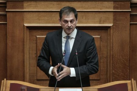 Θεοχάρης: Εντατικοποιούνται οι έλεγχοι σε πισίνες τουριστικών καταλυμάτων