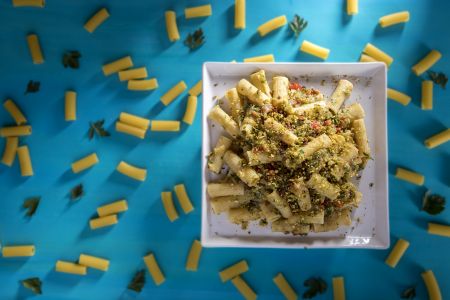 Πένες με ψητά λαχανικά εποχής