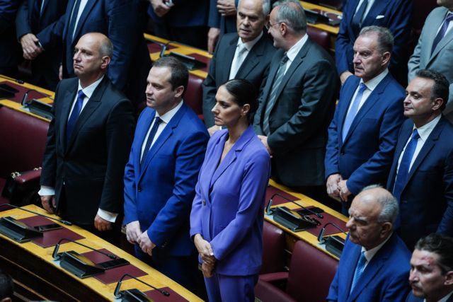 Αποποίηση της εκλογής της στο νέο Δημοτικό Συμβούλιο Πειραιά από τη Νόνη Δούνια