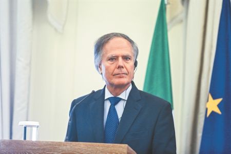 Αναγκαίες η σταθερότητα και η ειρήνη για την ανάπτυξη της Μεσογείου