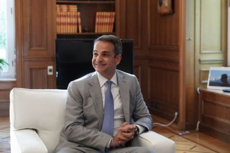 Ας διορθώσει ο κ. Μητσοτάκης τα φάλτσα όσο είναι νωρίς