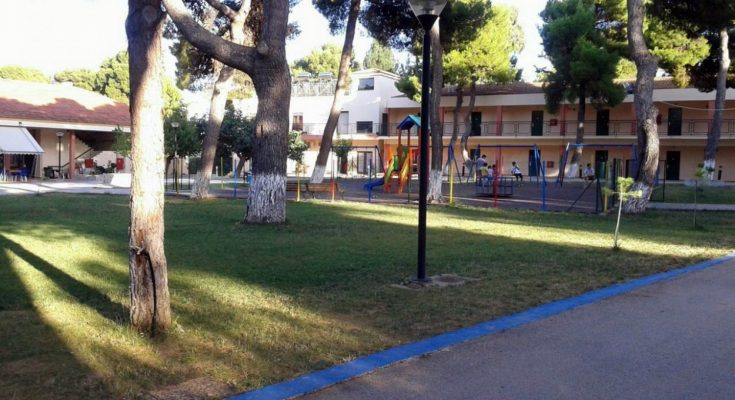 Φωτιά στο Ζούμπερι: Επέστρεψαν τα παιδιά στις κατασκηνώσεις του δήμου Αθηναίων