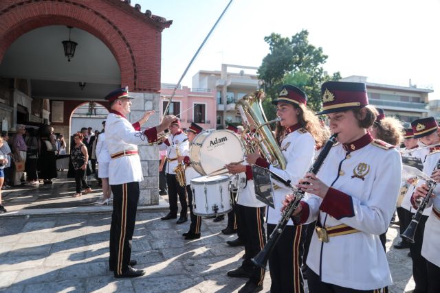 Κηδεύτηκε δημοσία δαπάνη ο Κώστας Αρβανίτης που έσωσε δεκάδες άτομα στο Μάτι