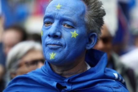 Τζόνσον: Οι Βρετανοί θέλουν Brexit, όχι εκλογές