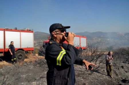 Υπό μερικό έλεγχο η πυρκαγιά στον Κάτω Δρυμό Καλαβρύτων