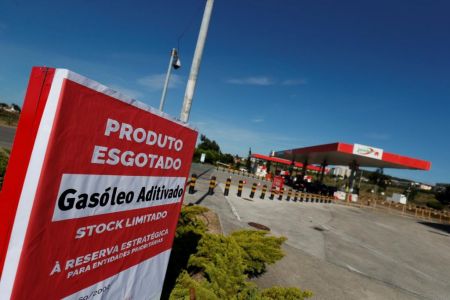 Πορτογάλοι οδηγοί «εισέβαλαν» στην Ισπανία προς εξεύρεση καυσίμων