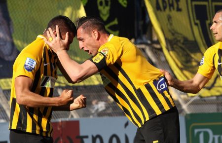 Δεληζήσης και 2-0 ο Άρης!