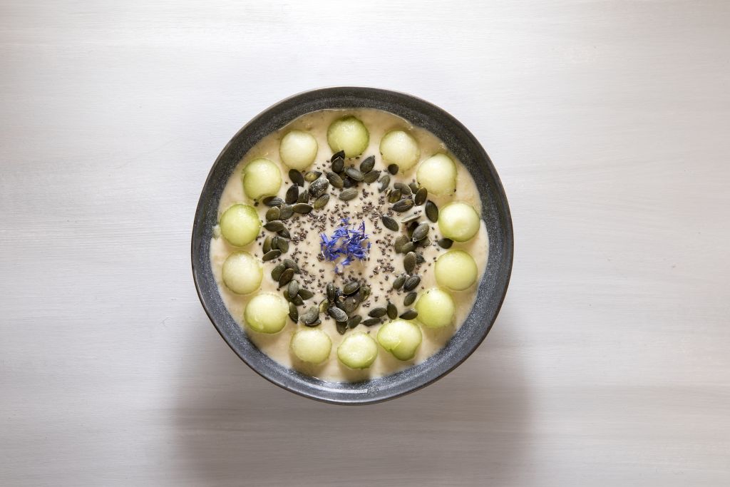 Σμούθι με πεπόνι, μαστίχα και γιαούρτι