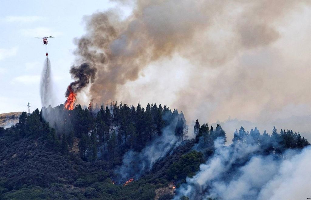 Νέα πυρκαγιά στα Γκραν Κανάρια -Εκκενώθηκε τουριστική περιοχή