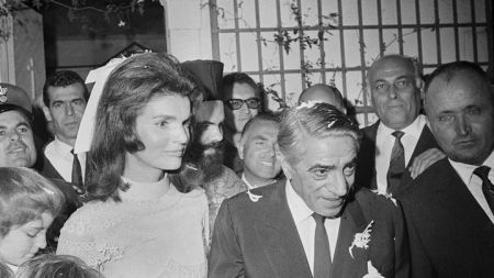 Ο «γάμος του αιώνα»: Ο Δ. Λιμπερόπουλος γράφει για το γάμο του Ωνάση με την Τζάκι Κένεντι