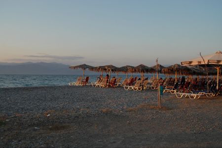 Αίγιο: Αντί για αποδείξεις έδινε… κουπόνια κόμματος