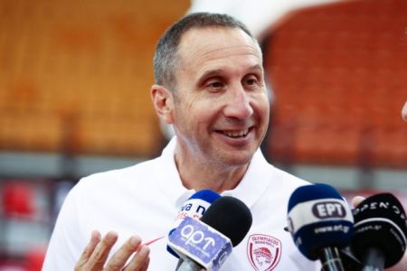 Ντέιβιντ Μπλατ : «Με βλέπετε, είμαι ακόμα όρθιος»