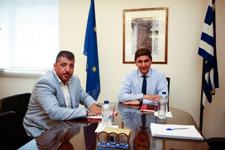 Λεουτσάκος: «Ο υφυπουργός θέλει να βοηθήσει και είμαστε μαζί του» | tovima.gr