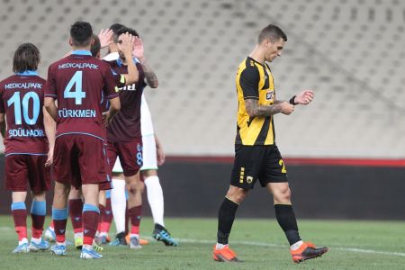 Εκτός εαυτού ο Βράνιες: Χτύπησε δύο αντιπάλους